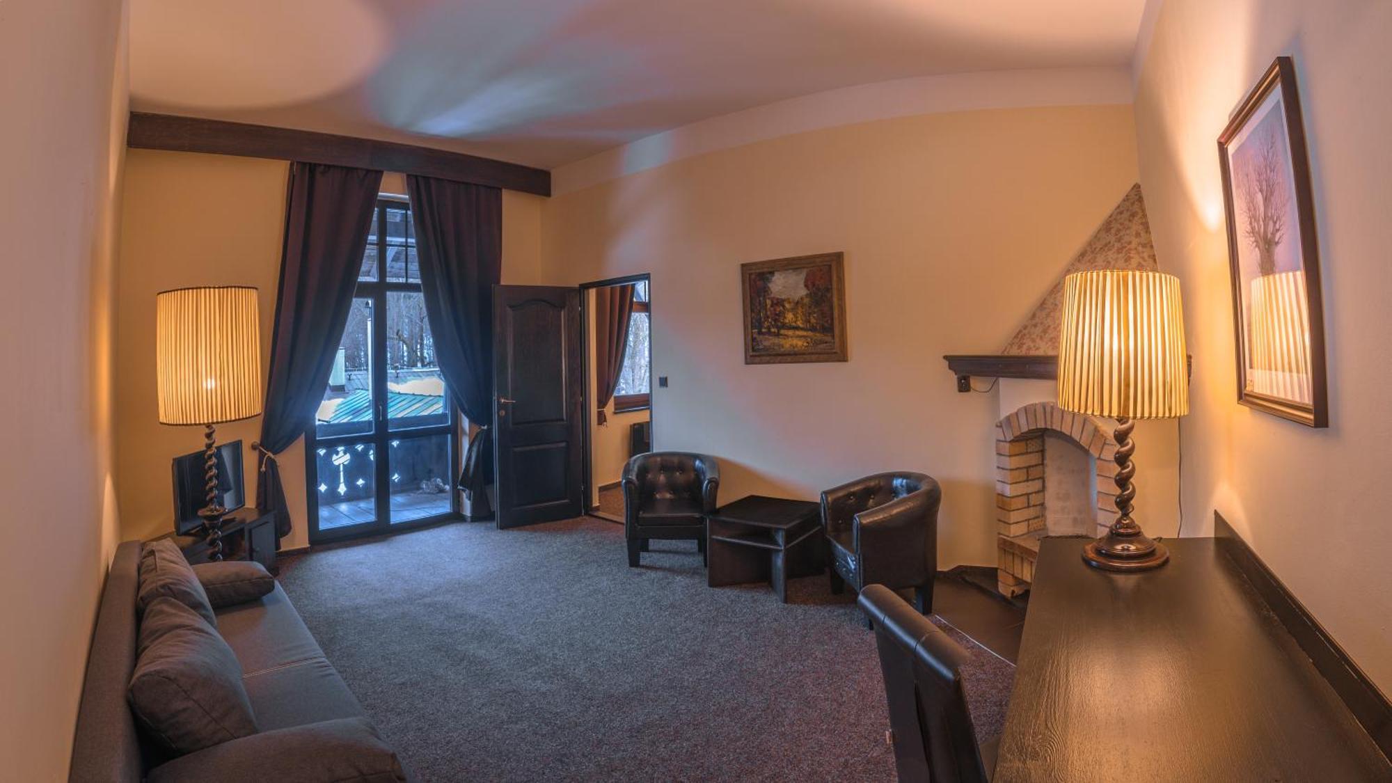 Hotel Lovecky Zamecek Orion Liberec Exterior photo